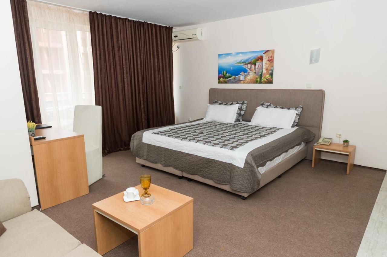 Hotel Central Slantchev Briag Extérieur photo
