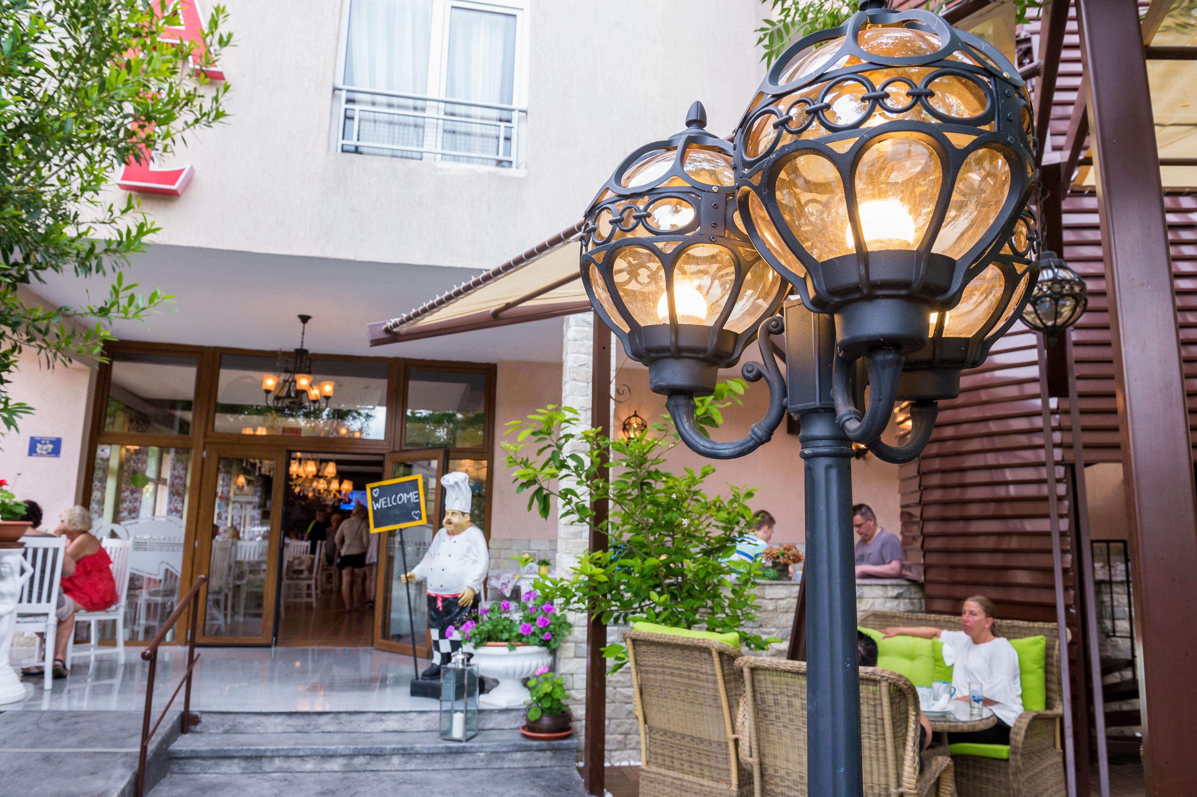 Hotel Central Slantchev Briag Extérieur photo