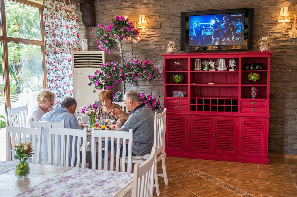 Hotel Central Slantchev Briag Extérieur photo